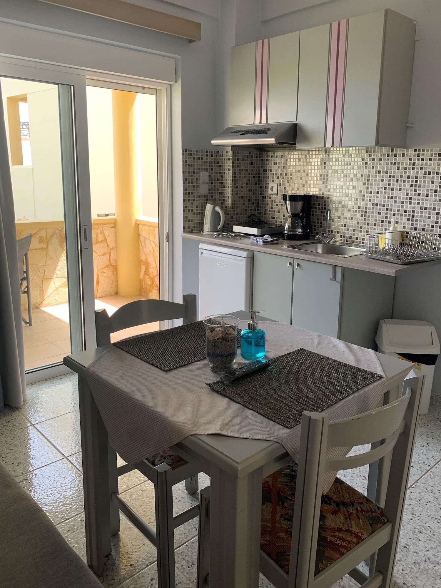 Ermis Suites Платаньяс Экстерьер фото