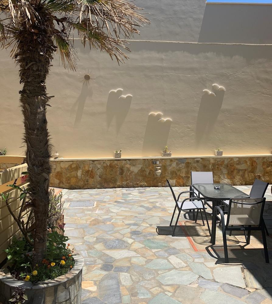 Ermis Suites Платаньяс Экстерьер фото