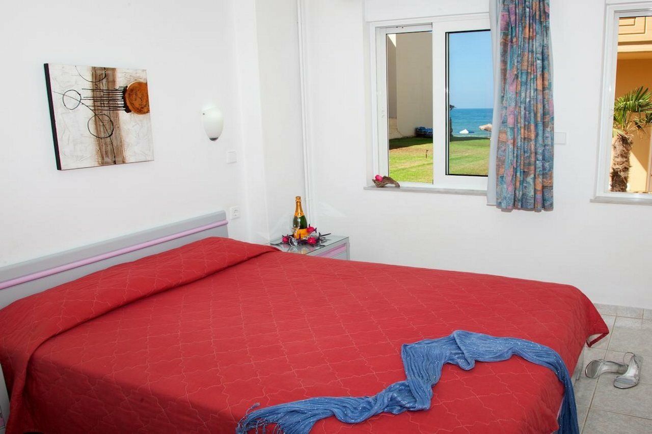 Ermis Suites Платаньяс Экстерьер фото